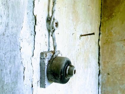 How Home Electricity Works: The Basics